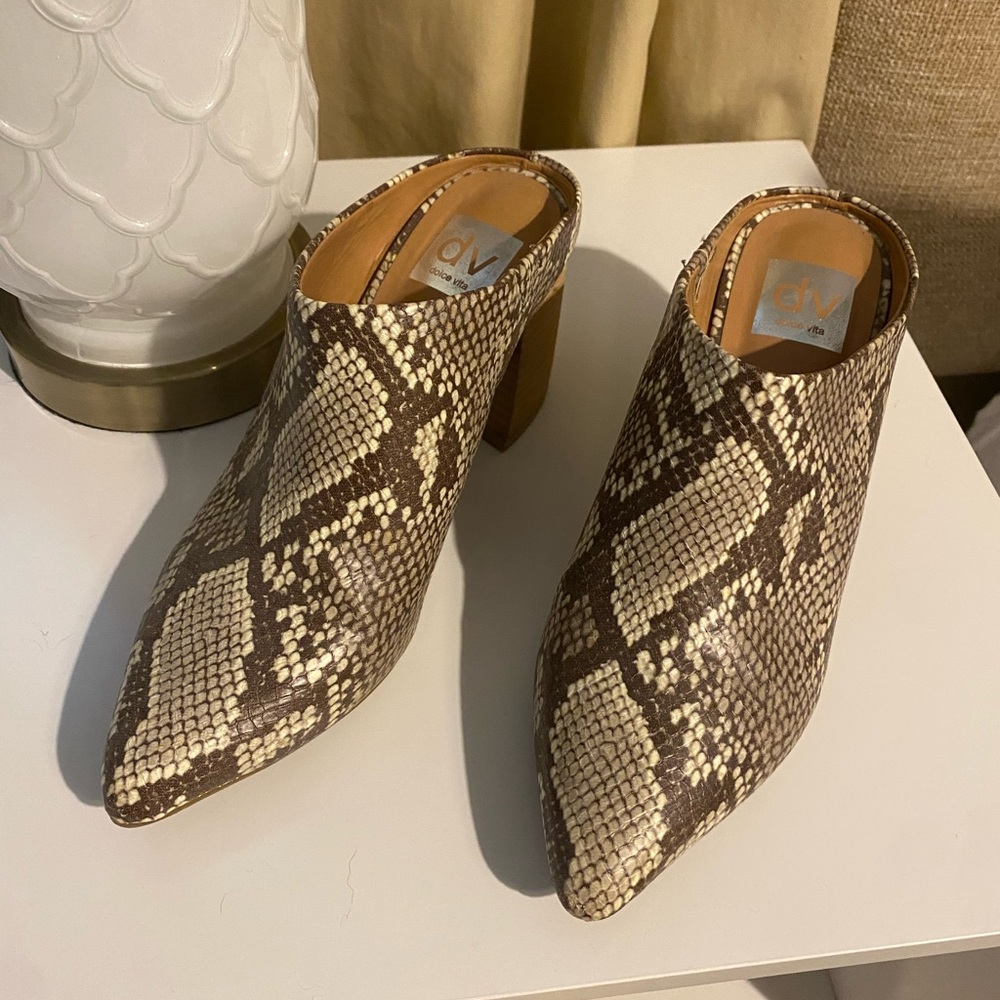 Dolce Vita Ravyn Mule Clog size 7
